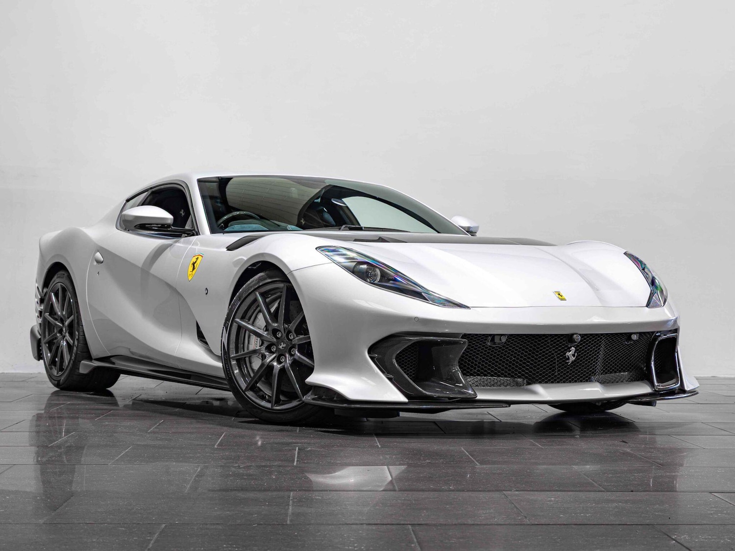 Used Ferrari 812 Competizione 2023 for sale - 76409022: Photo 32