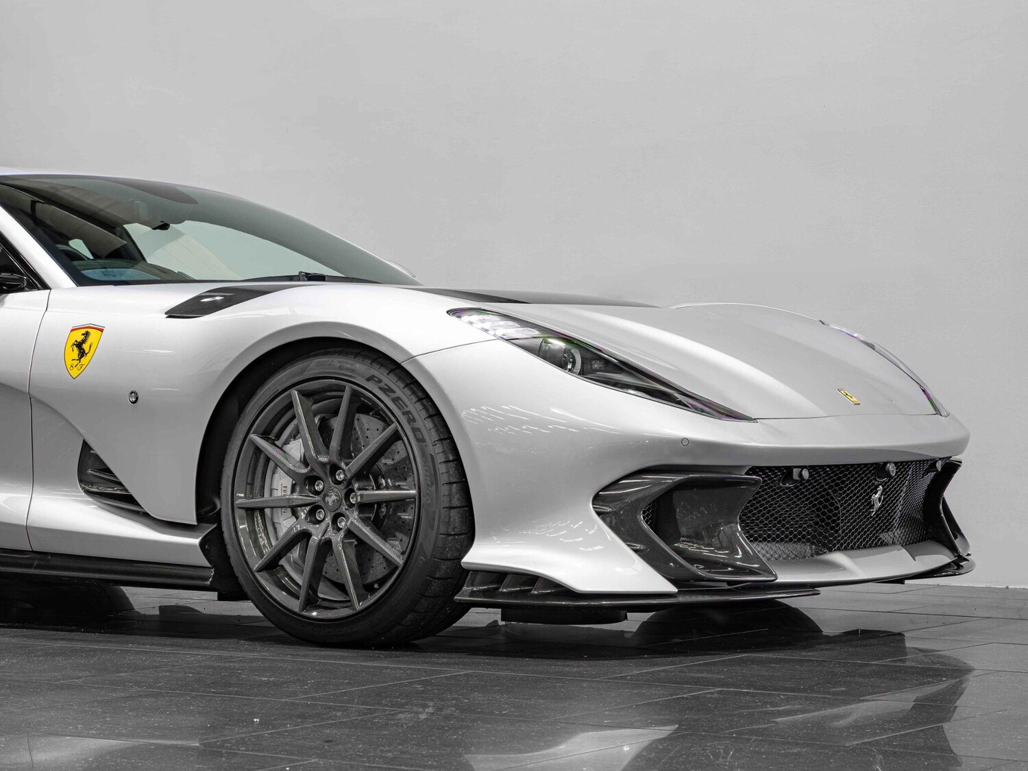 Used Ferrari 812 Competizione 2023 for sale - 76409022: Photo 33