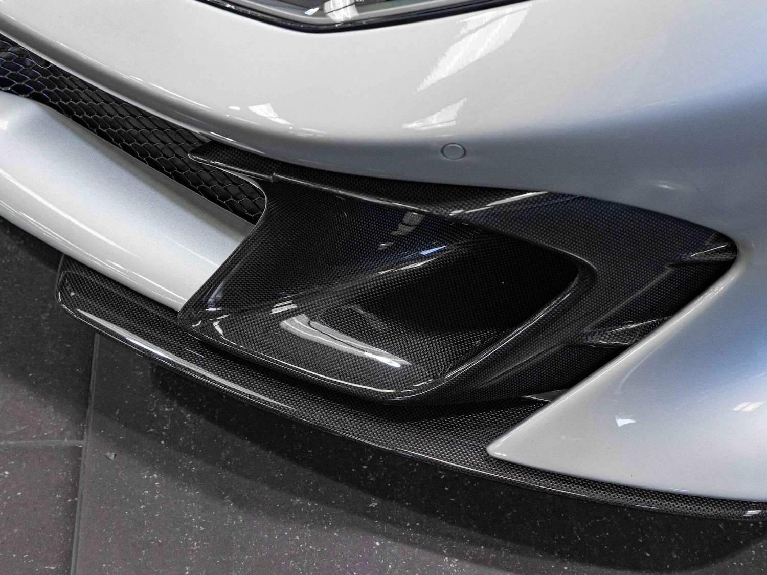 Used Ferrari 812 Competizione 2023 for sale - 76409022: Photo 37