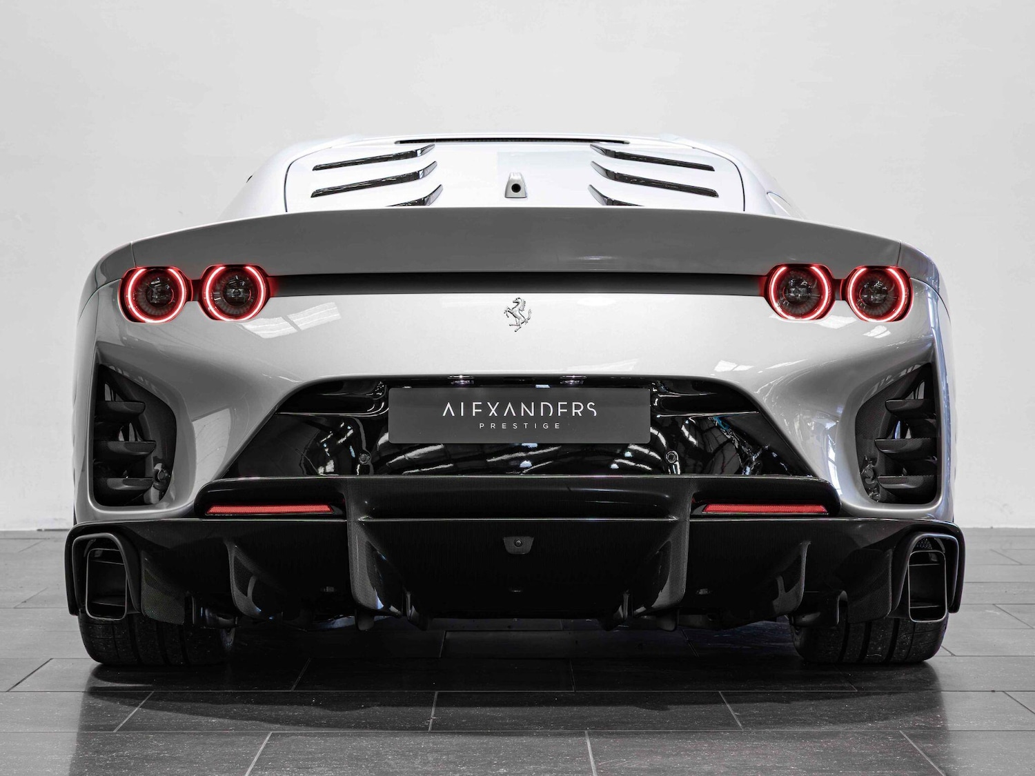 Used Ferrari 812 Competizione 2023 for sale - 76409022: Photo 44