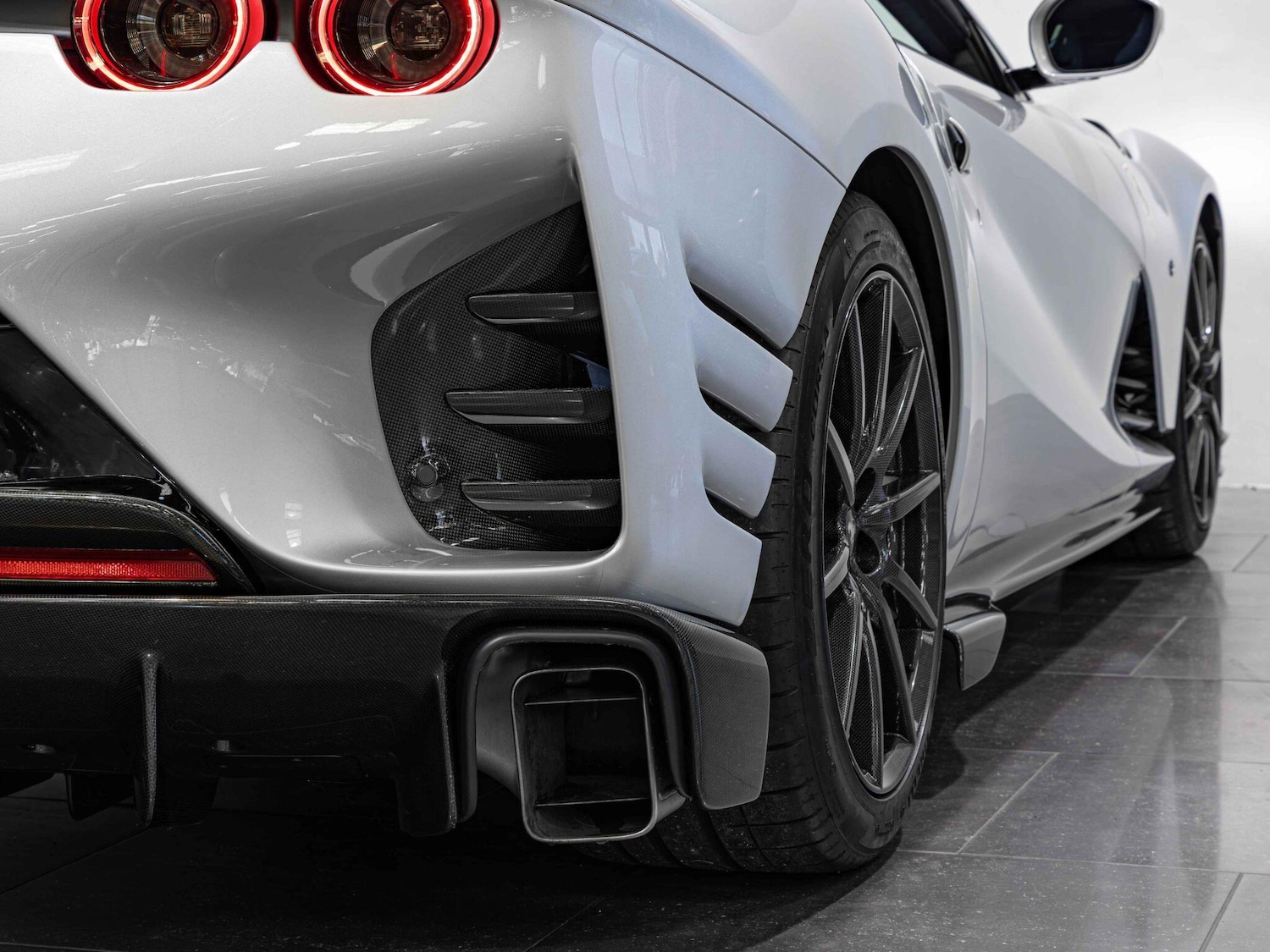 Used Ferrari 812 Competizione 2023 for sale - 76409022: Photo 45