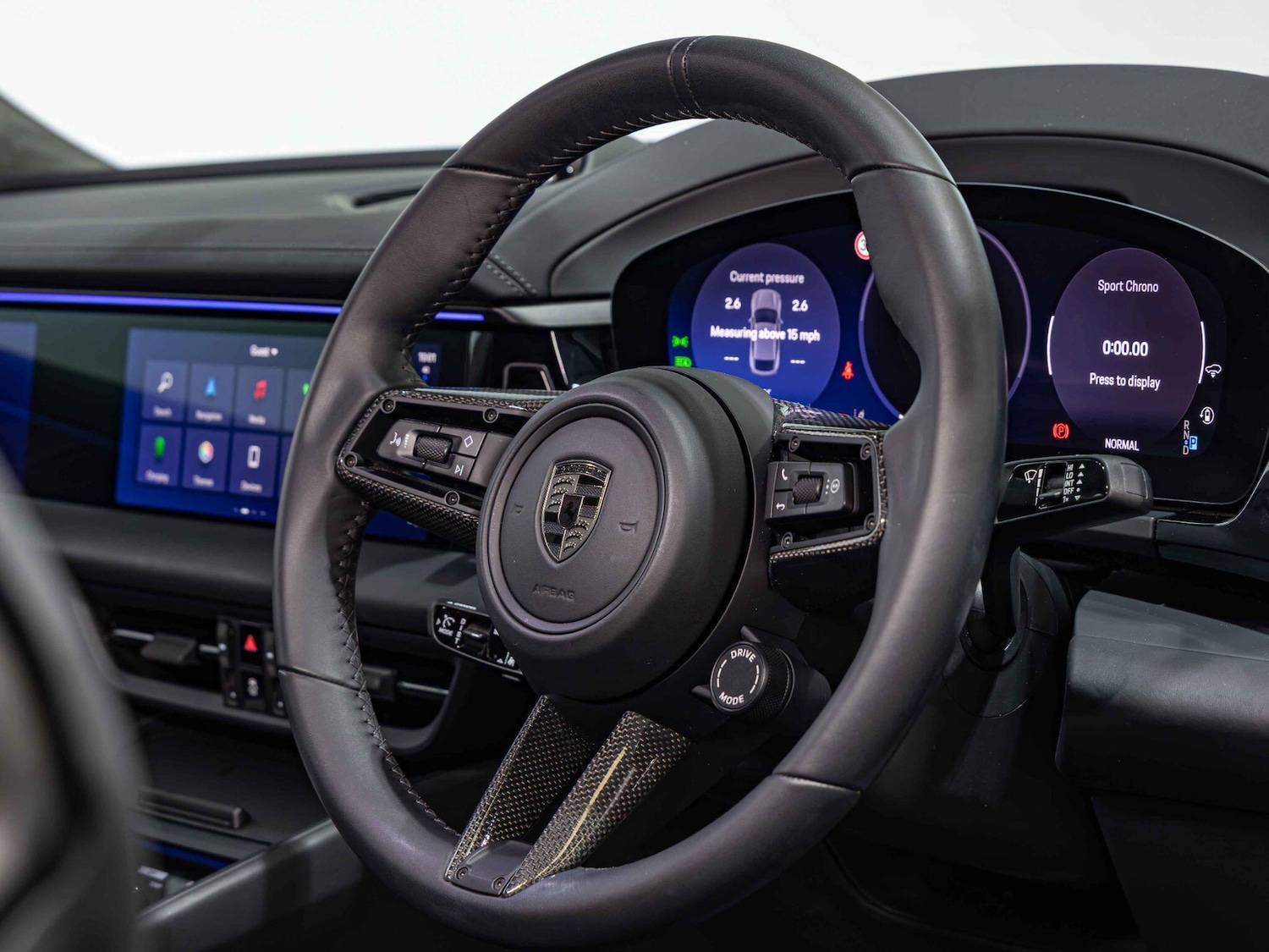 Used Porsche Macan 2025 for sale - 77343817: Photo 10