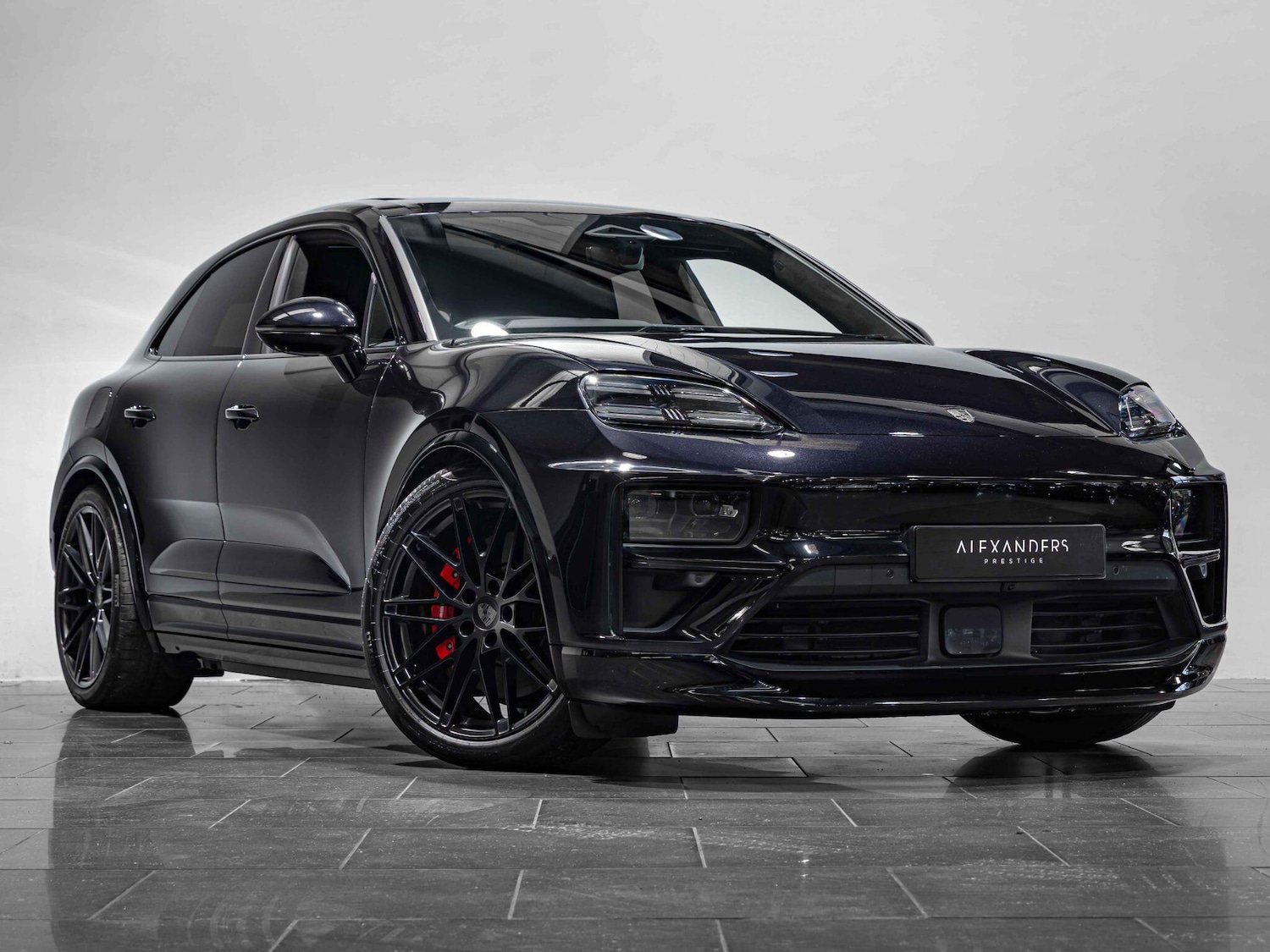 Used Porsche Macan 2025 for sale - 77343817: Photo 22