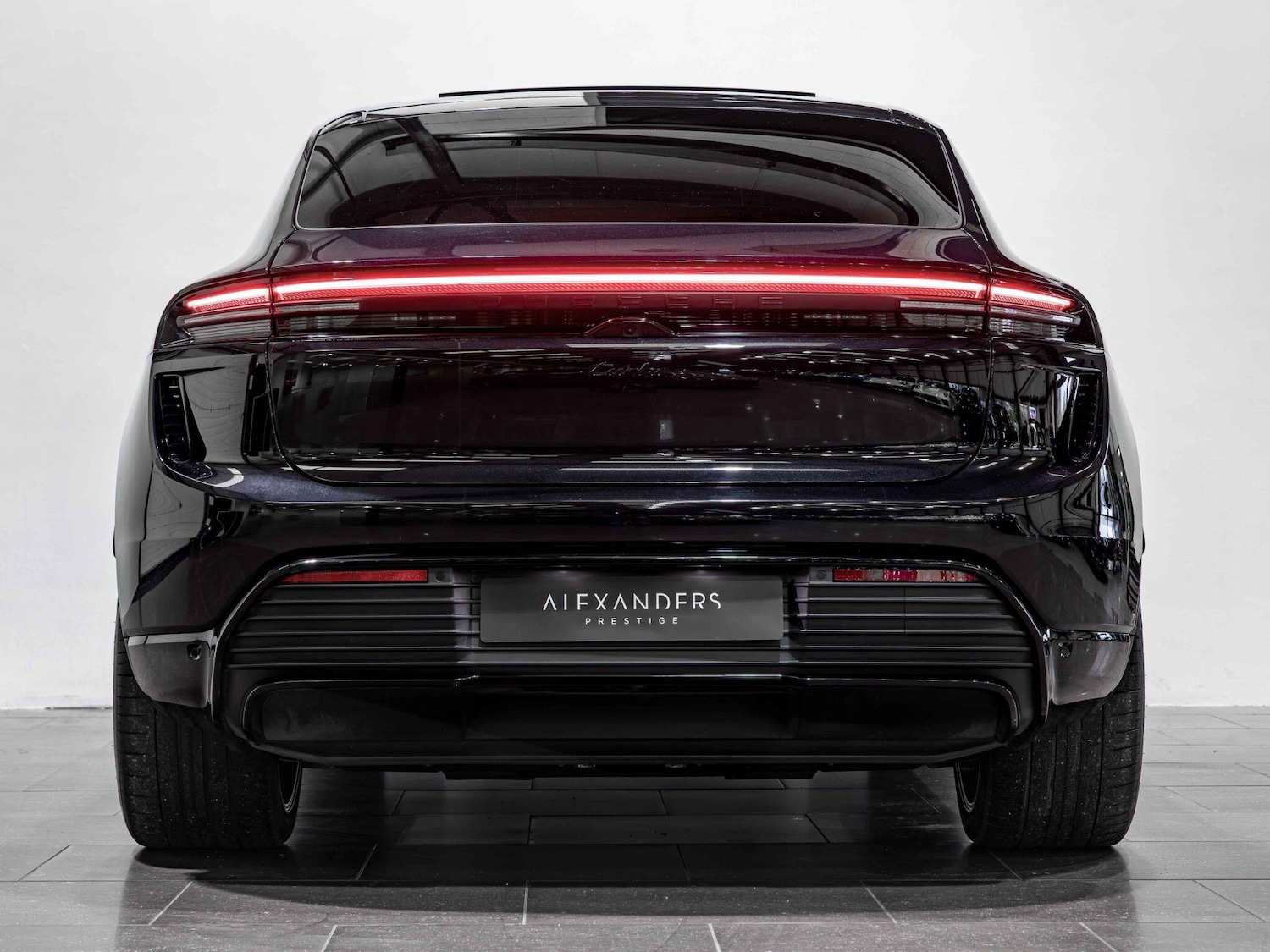 Used Porsche Macan 2025 for sale - 77343817: Photo 28