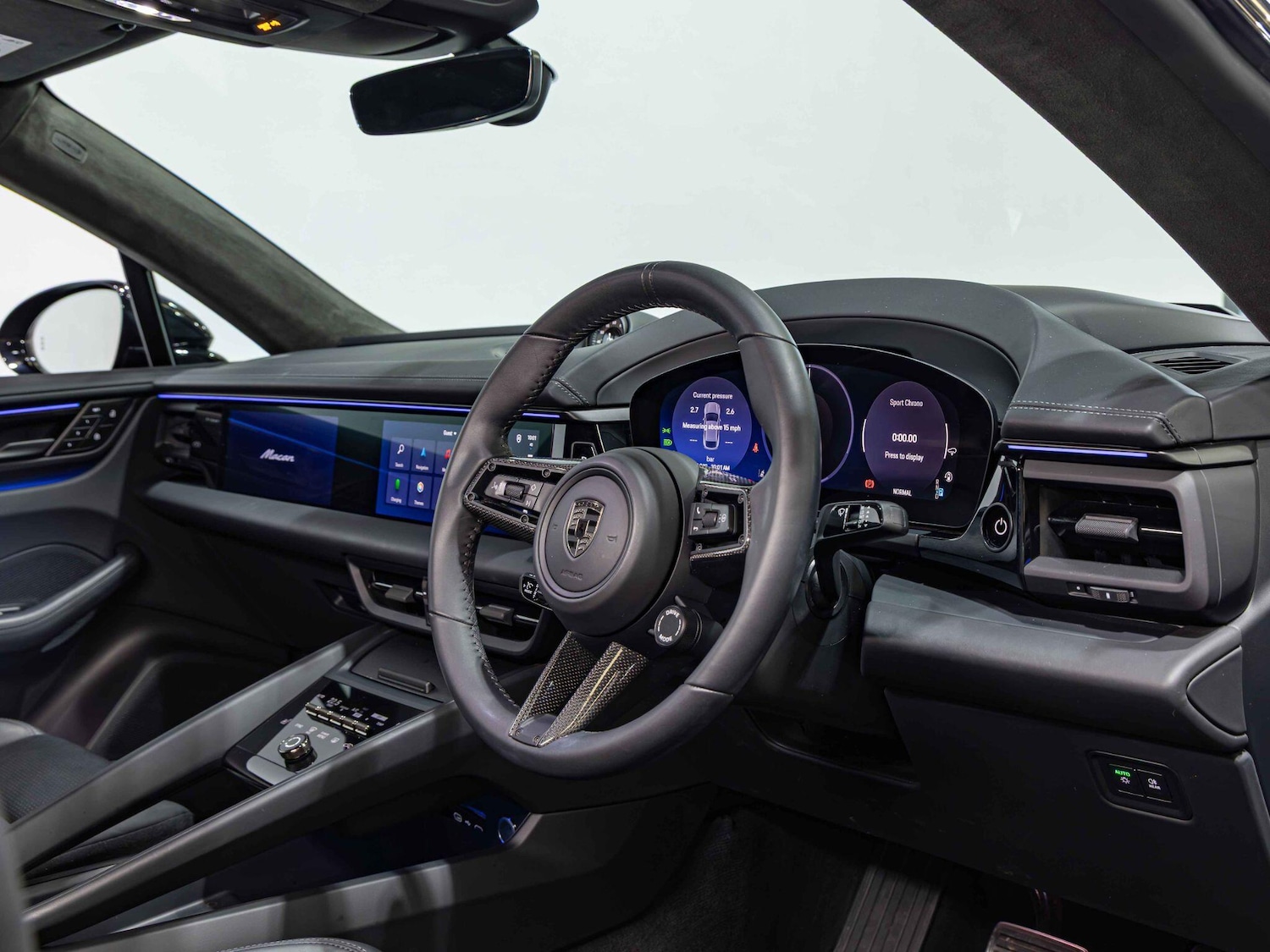 Used Porsche Macan 2025 for sale - 77343817: Photo 8