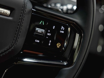 Used Land Rover Range Rover Sport 2025 for sale - 79279796: Photo