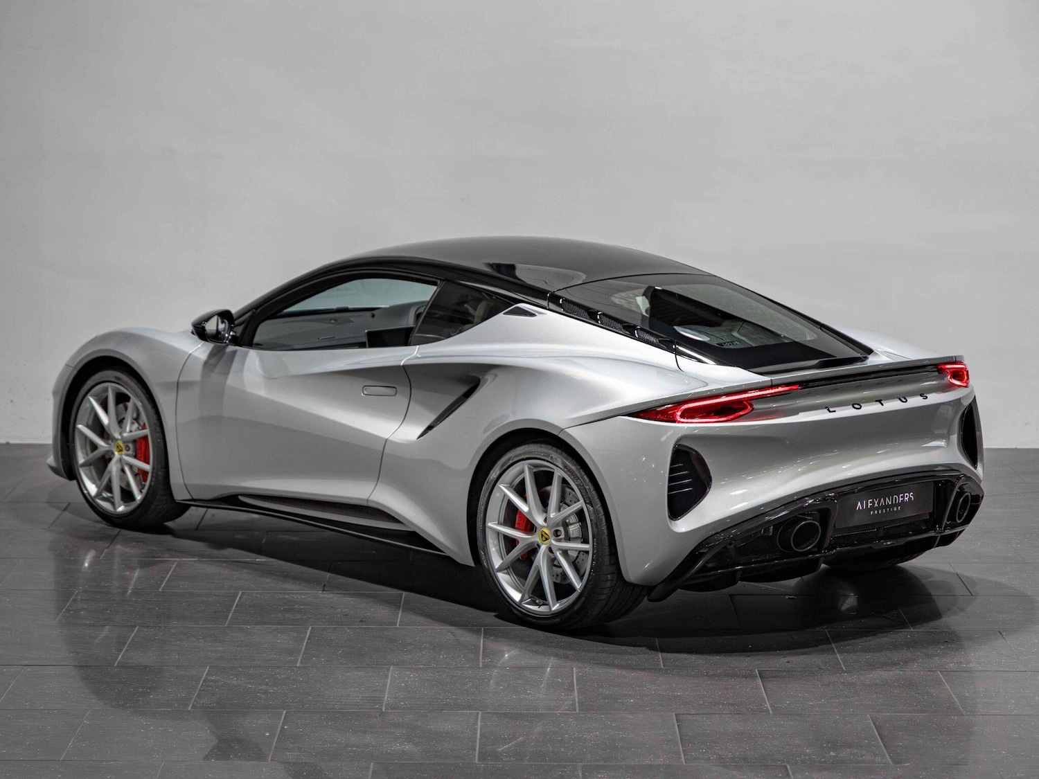 Used Lotus Emira 2025 for sale - 76801450: Photo 5