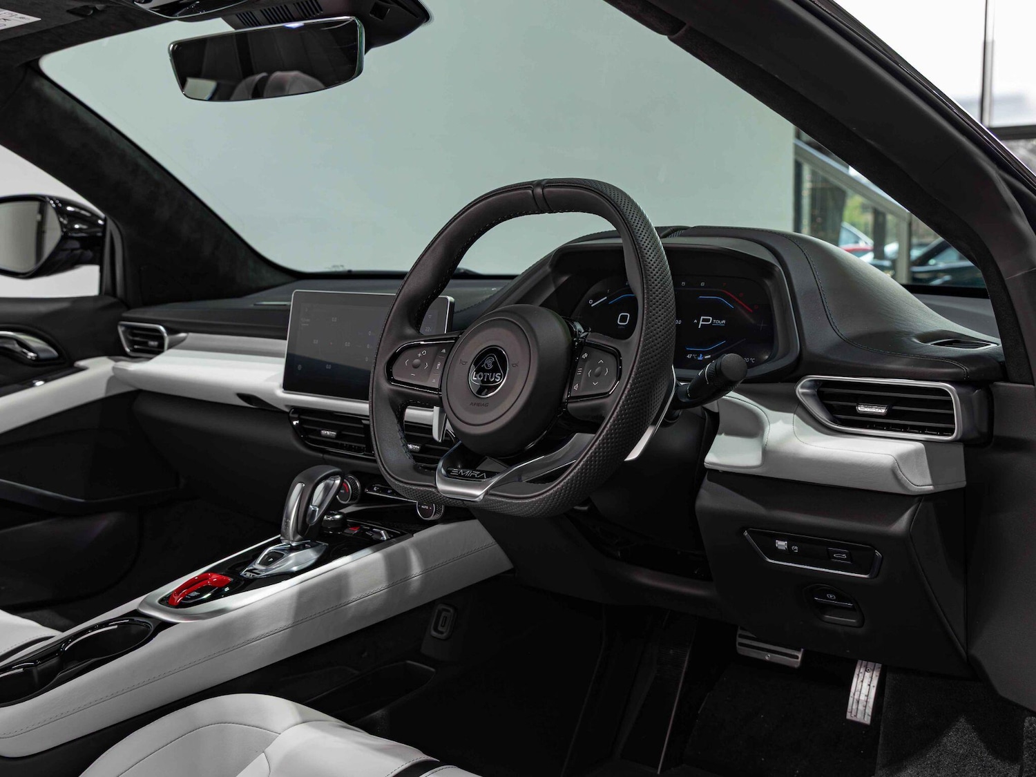 Used Lotus Emira 2025 for sale - 76801450: Photo 7