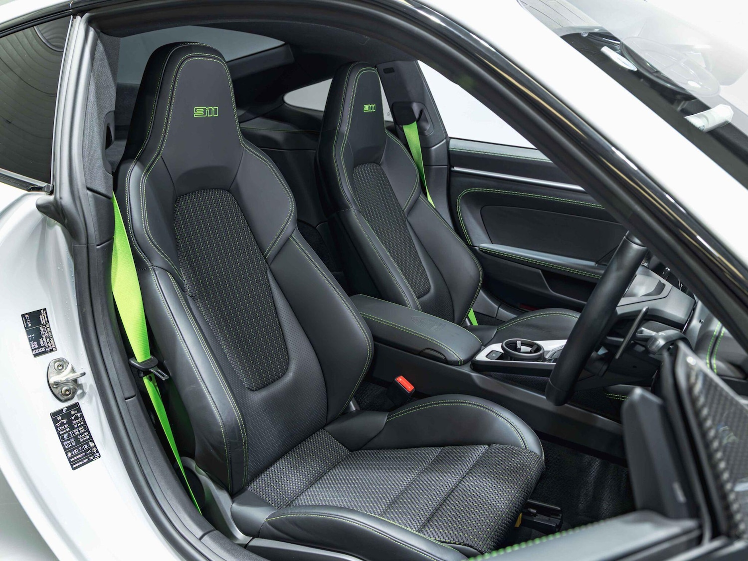 Used Porsche 911 2023 for sale - 78007877: Photo 2