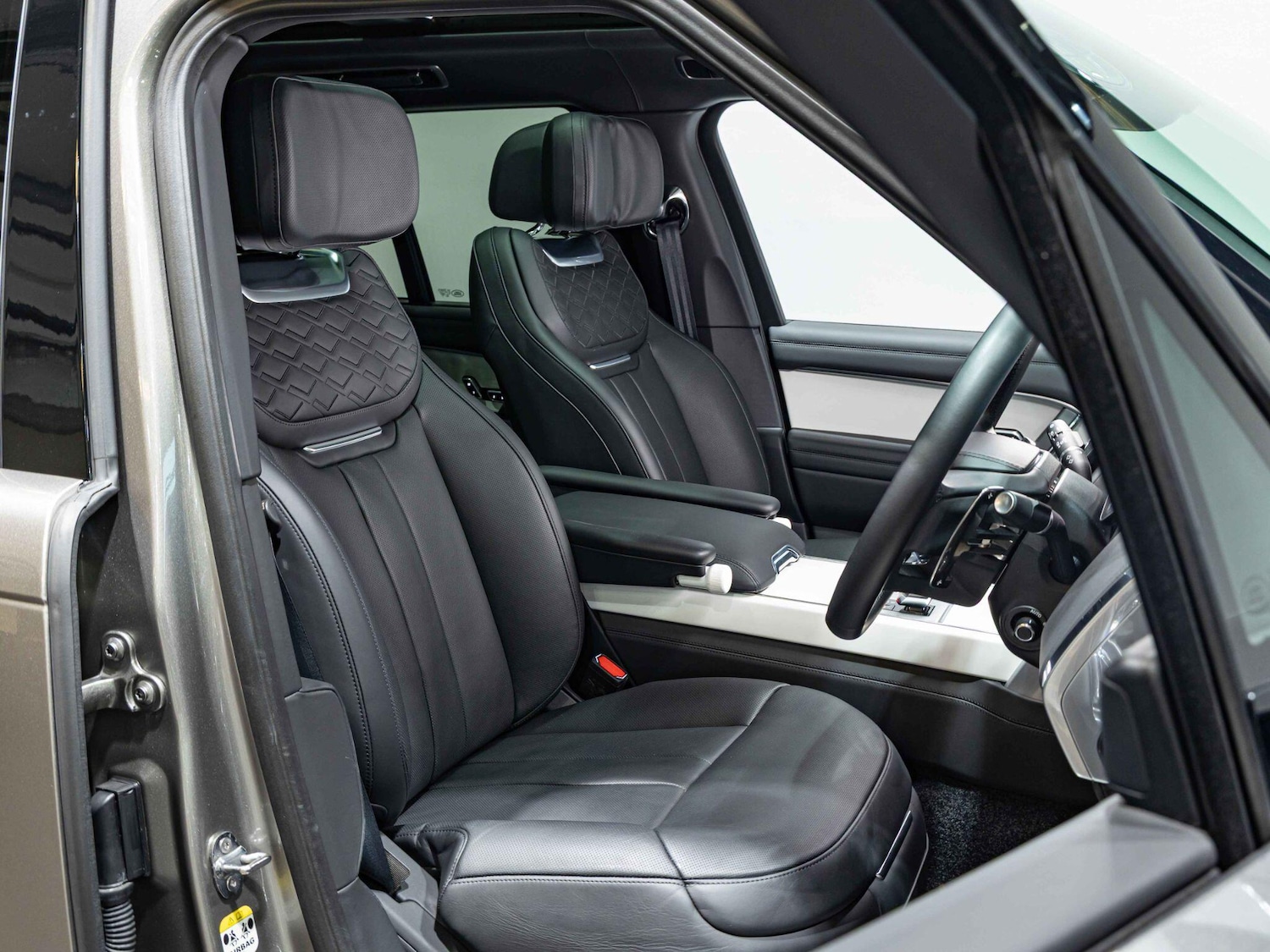 Used Land Rover Range Rover 2023 for sale - 76886802: Photo 2