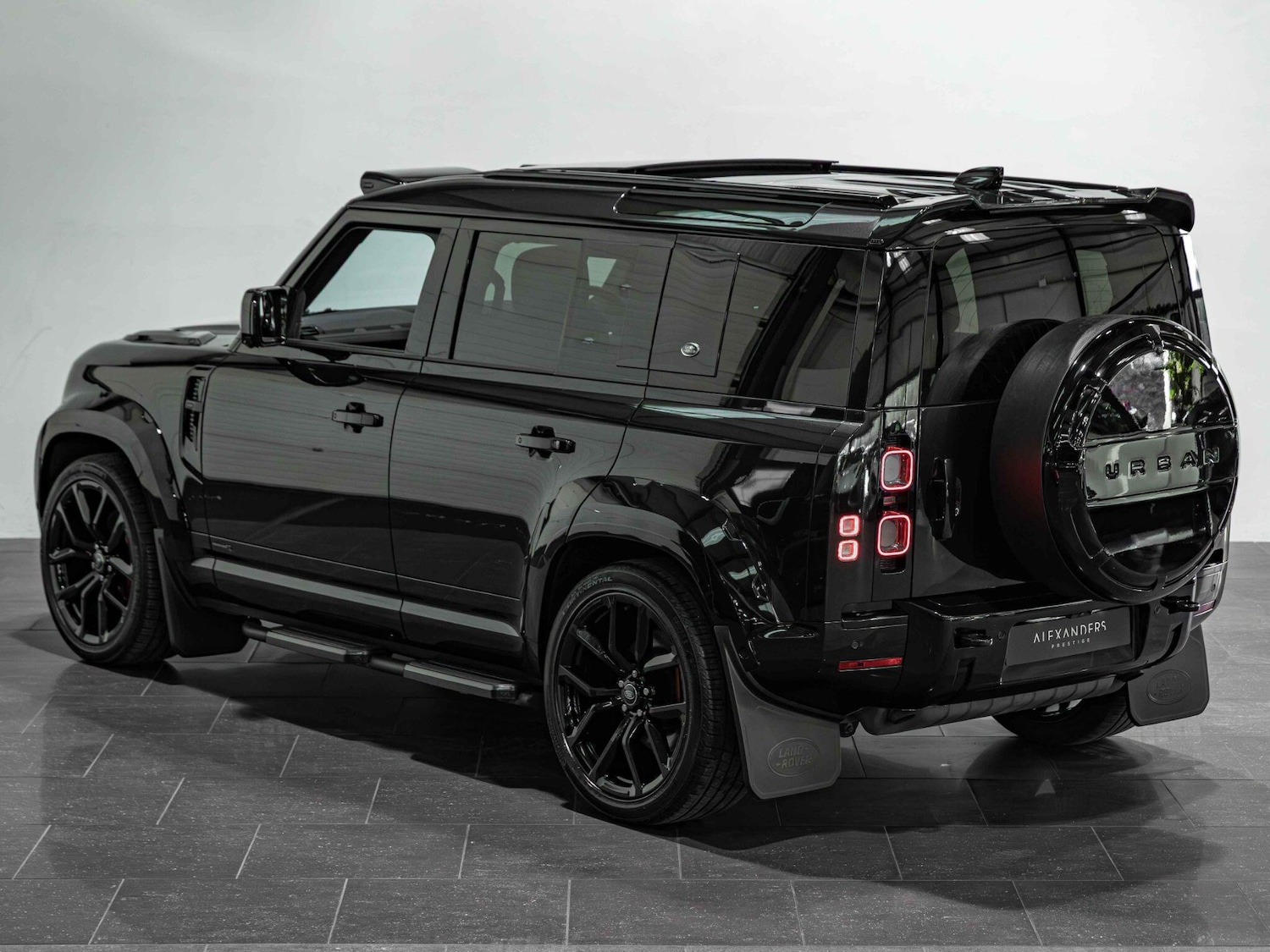 Used Land Rover Defender 2020 for sale - 77074013: Photo 5