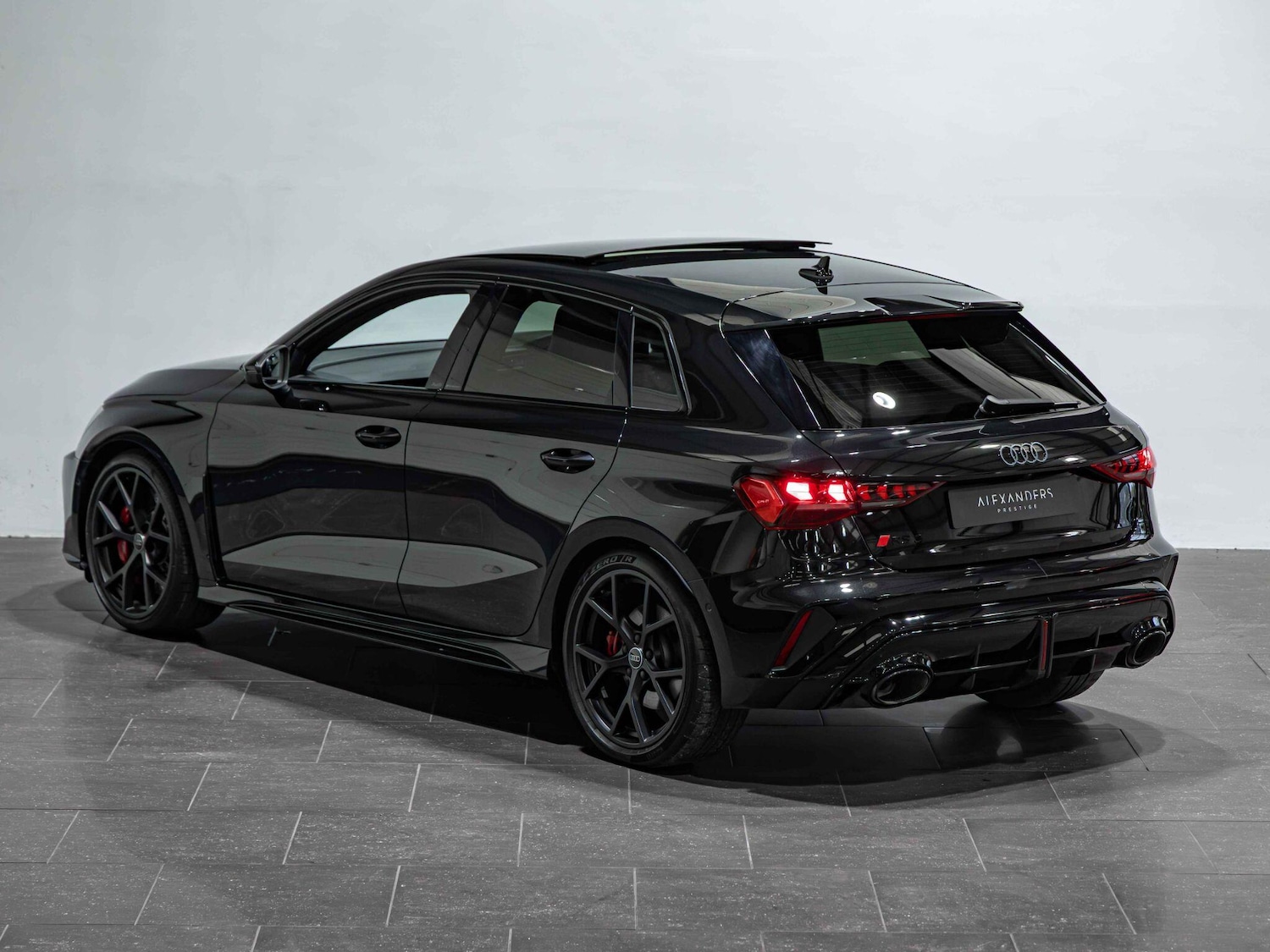 Used Audi RS3 2025 for sale - 77424721: Photo 5