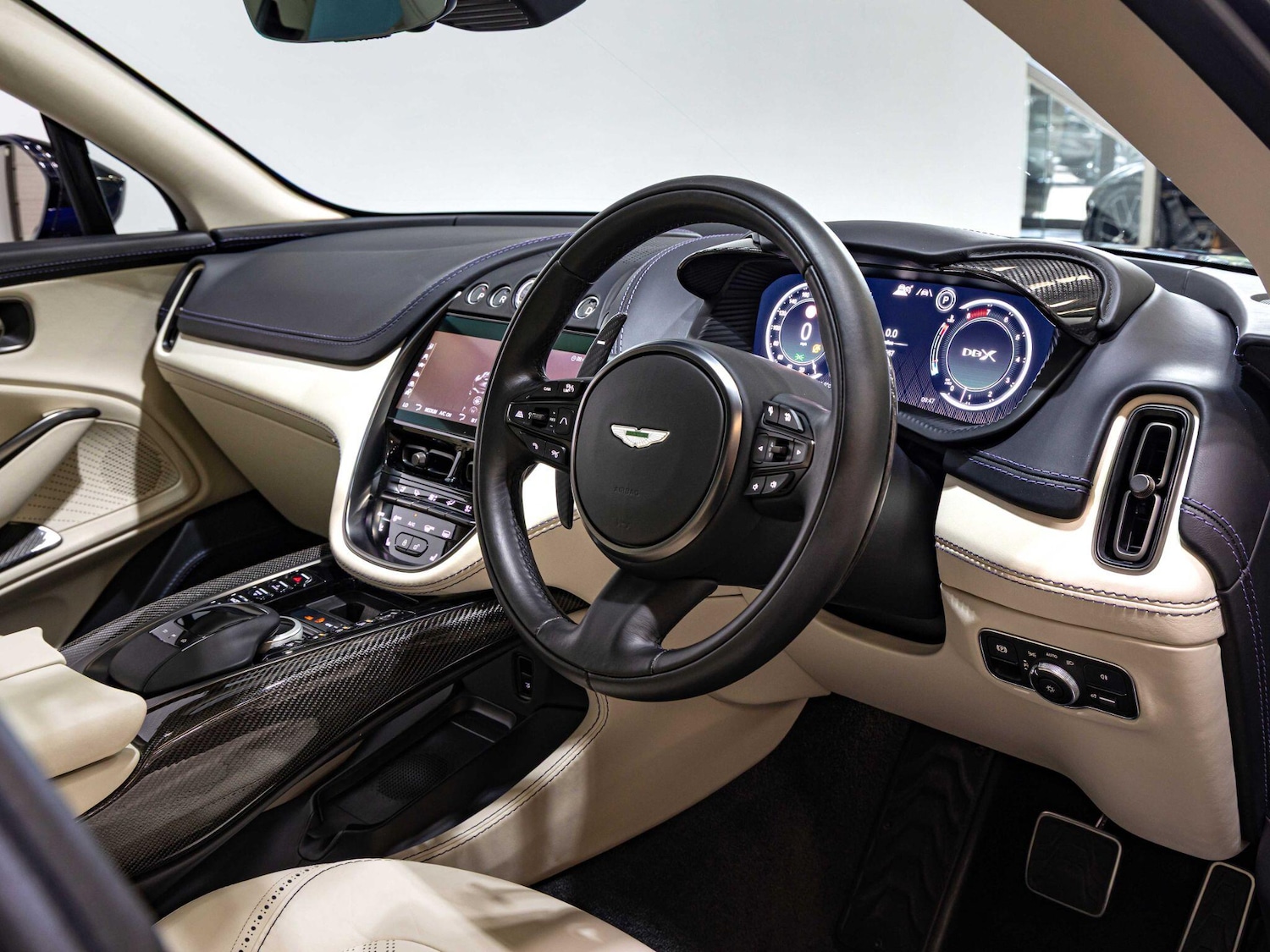 Used Aston Martin DBX for sale - 76476466: Photo 17