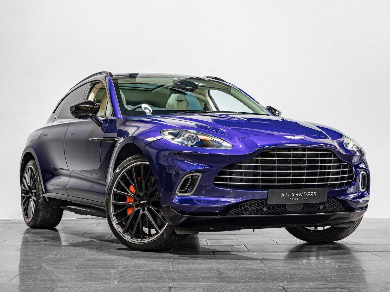Used Aston Martin DBX for sale - 76476466: Photo 8