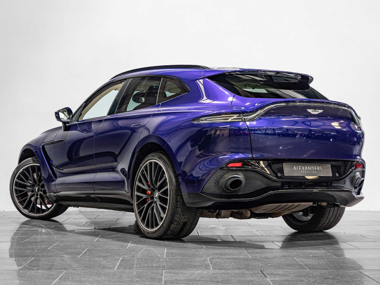 Used Aston Martin DBX for sale - 76476466: Photo 9