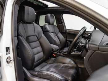Used Porsche Macan 2020 for sale - 74080705: Photo