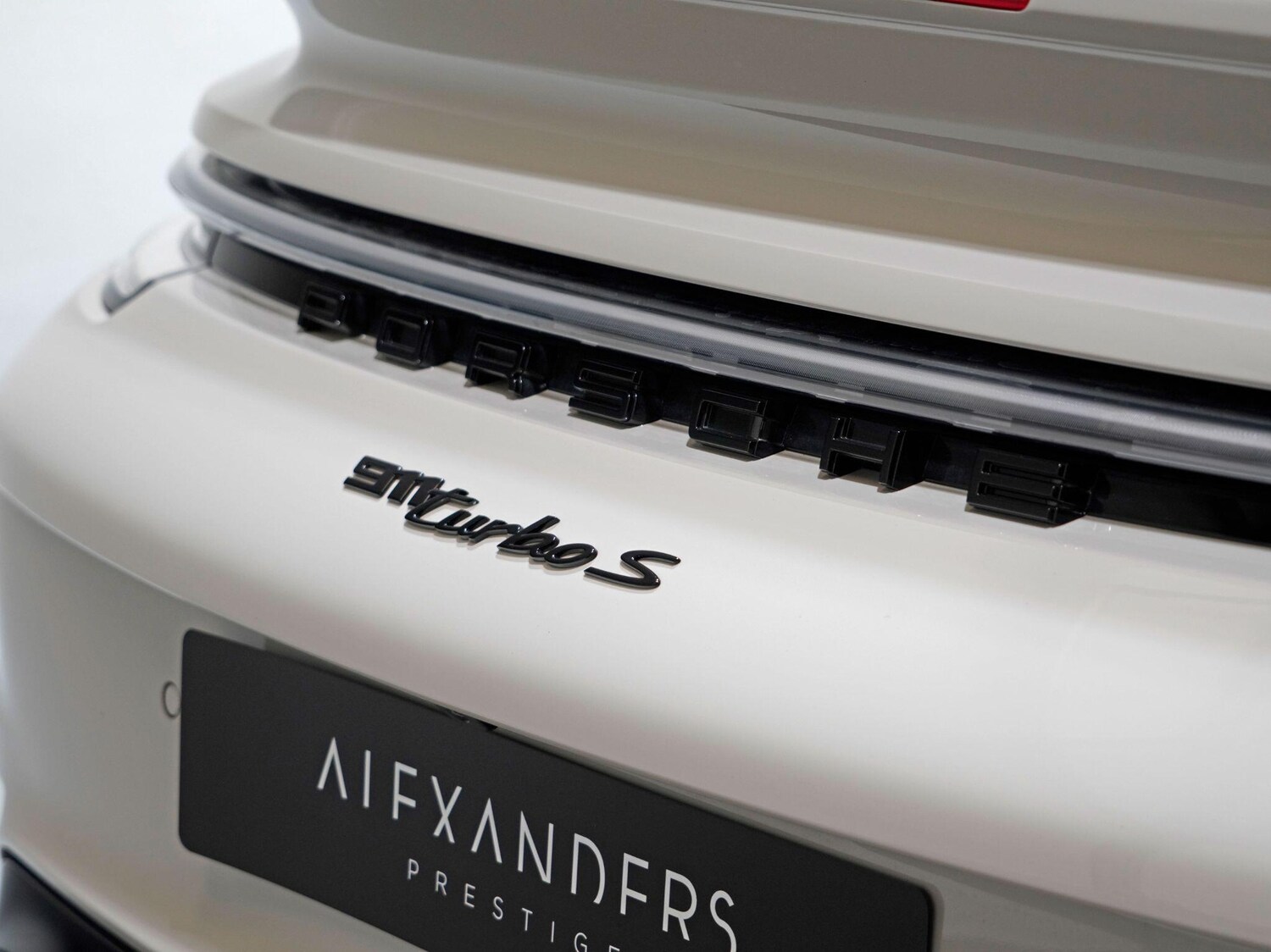 Used Porsche 911 for sale - 77823640: Photo 17