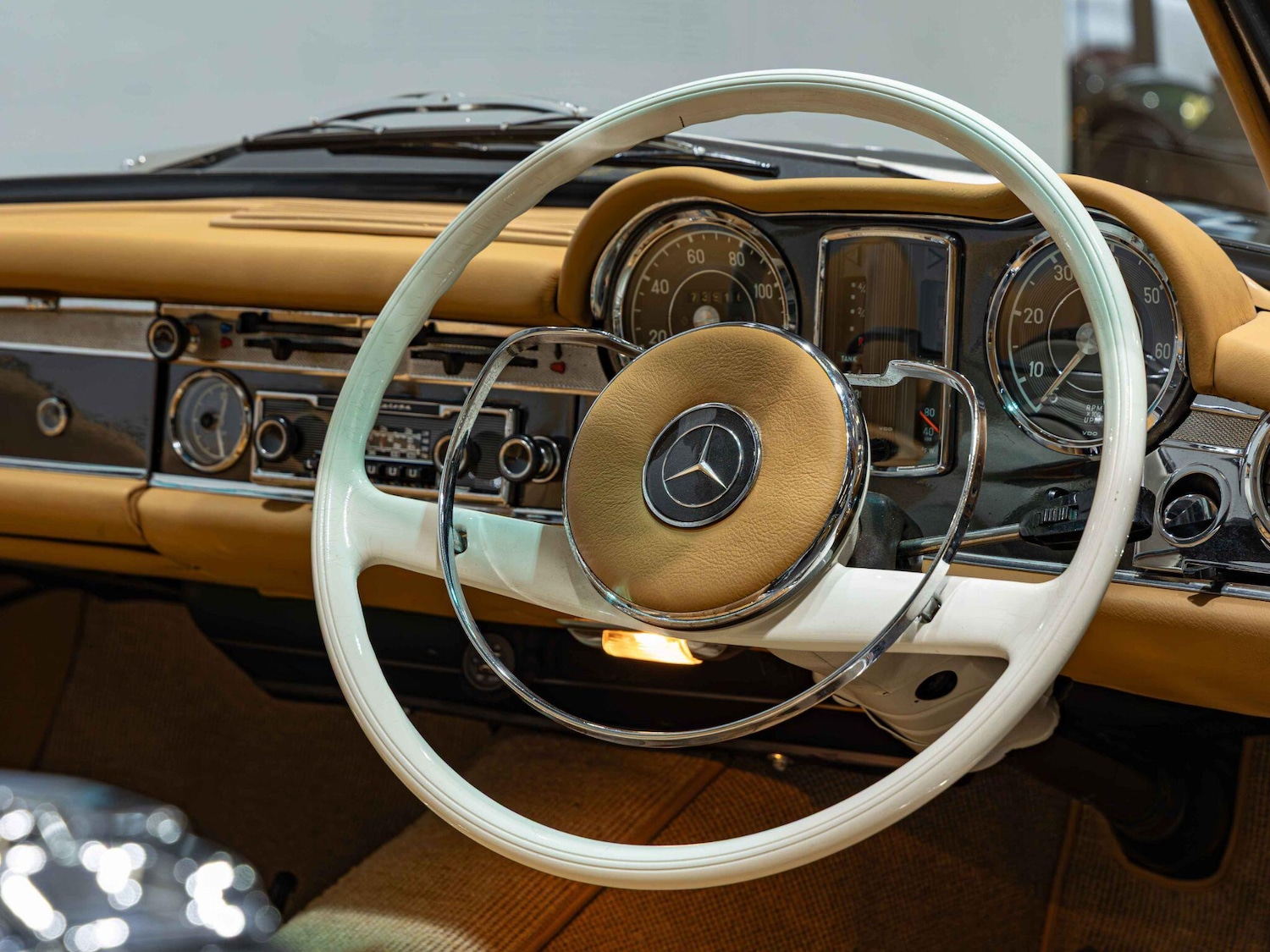 Used Mercedes-Benz 230 SL 1967 for sale - 77017037: Photo 14