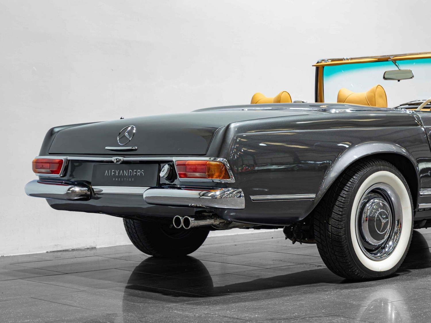 Used Mercedes-Benz 230 SL 1967 for sale - 77017037: Photo 23