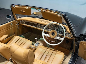 Used Mercedes-Benz 230 SL 1967 for sale - 77017037: Photo