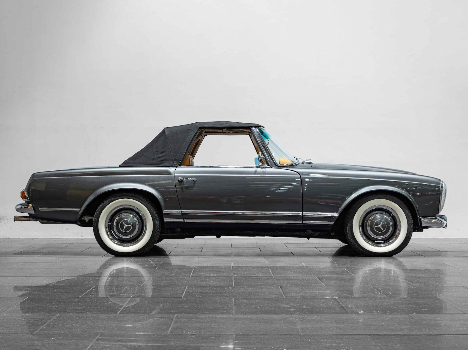 Used Mercedes-Benz 230 SL 1967 for sale - 77017037: Photo 7
