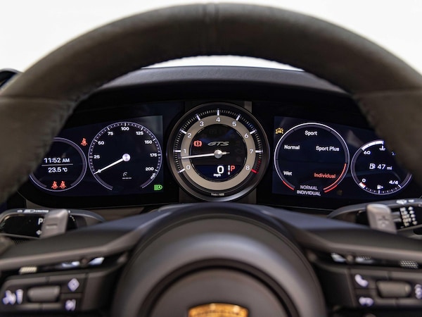 Used Porsche 911 2022 for sale - 75552637: Photo 18