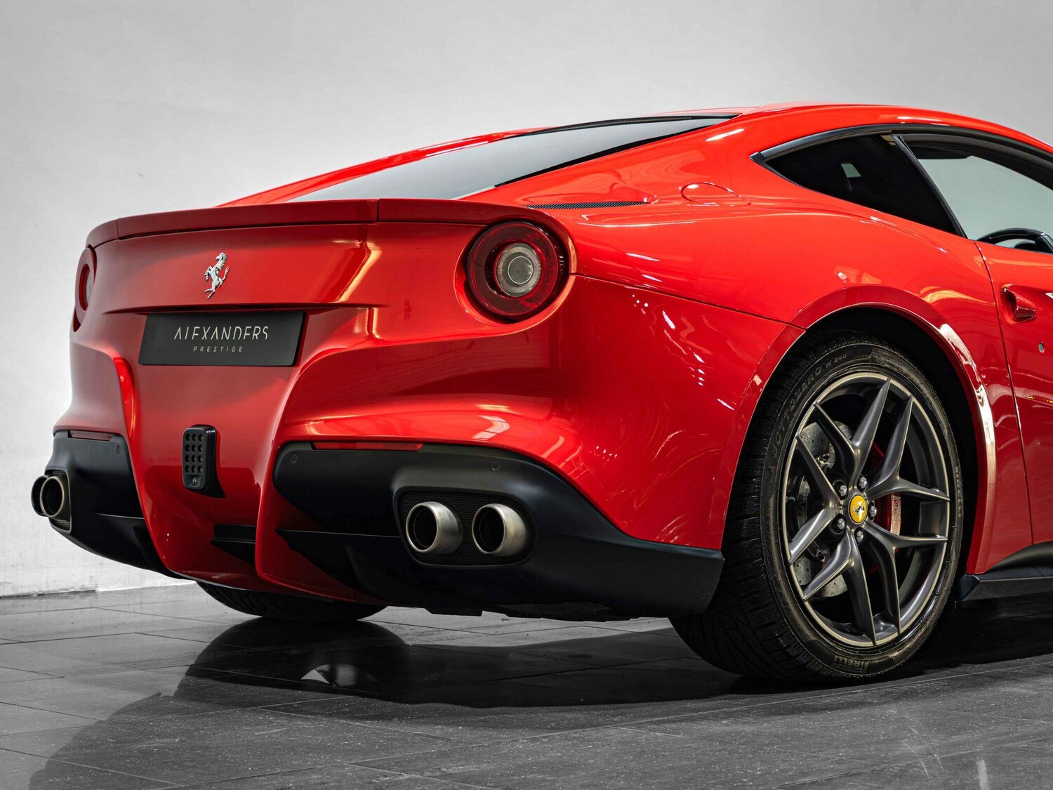 Used Ferrari F12 Berlinetta for sale - 76742593: Photo 25