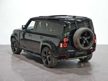 Used Land Rover Defender 110 2023 for sale - 74408720: Photo