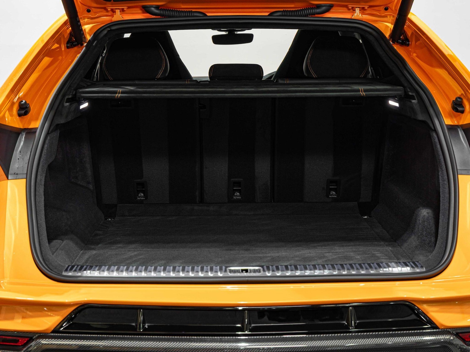 Used Lamborghini Urus 2023 for sale - 76122523: Photo 38
