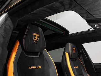 Used Lamborghini Urus 2023 for sale - 76122523: Photo 3