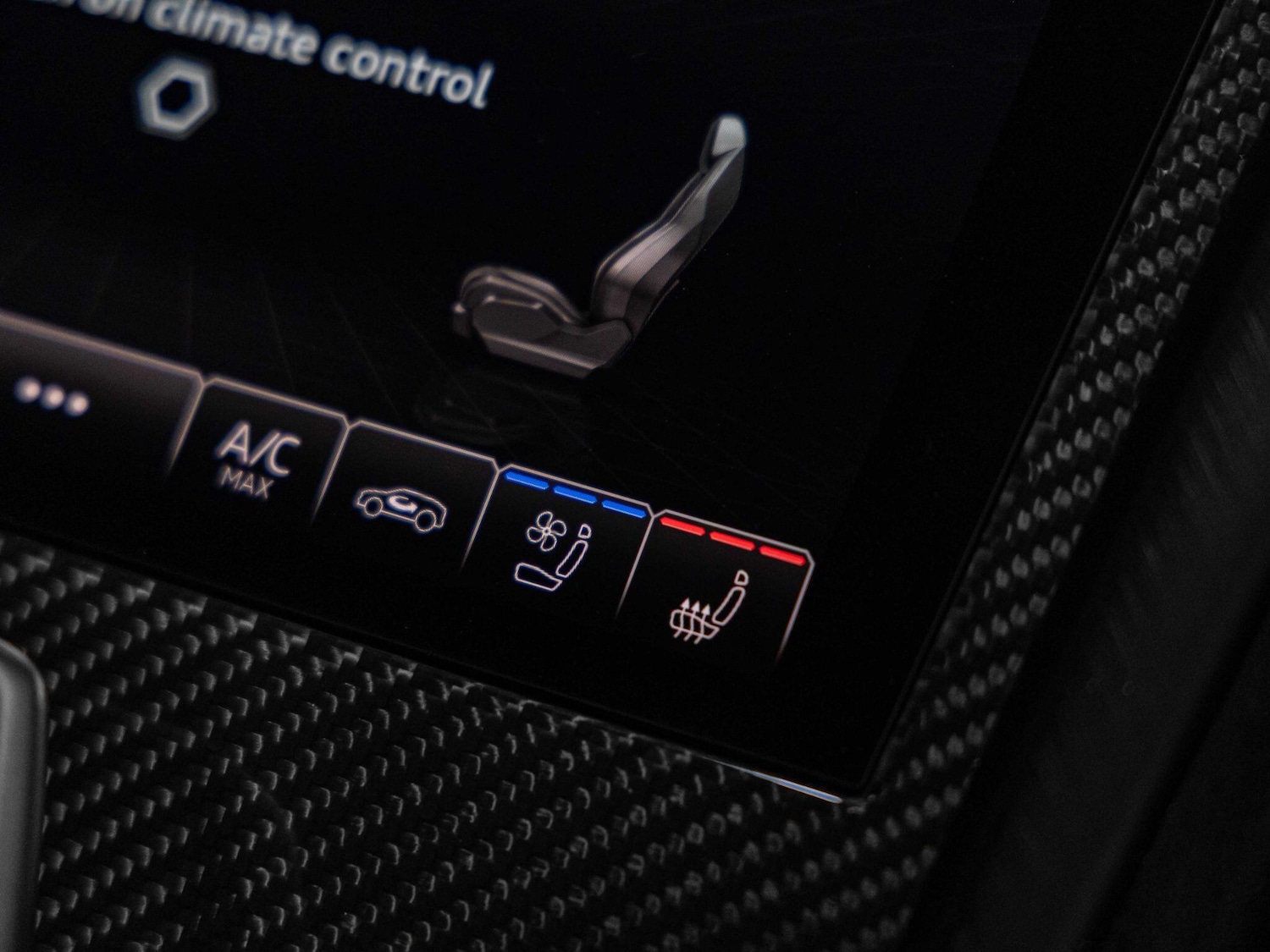 Used Lamborghini Urus 2023 for sale - 76122523: Photo 4