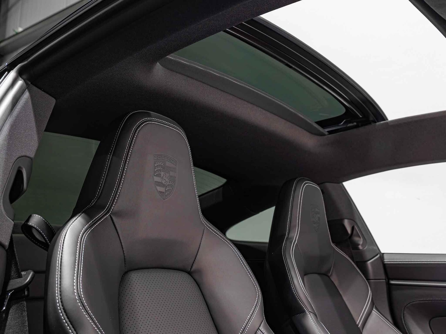 Used Porsche 911 2024 for sale - 76991603: Photo 2