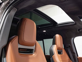 Used Land Rover Defender 110 2025 for sale - 76700806: Photo