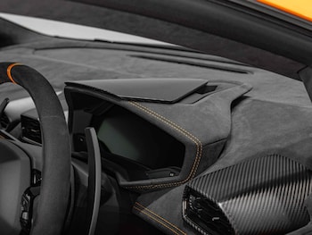 Used Lamborghini Huracan 2023 for sale - 77424788: Photo