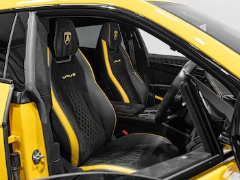 Used Lamborghini Urus 2023 for sale - 76282831: Photo