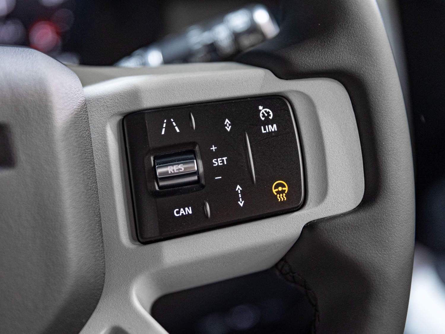 Used Land Rover Defender 2022 for sale - 76771833: Photo 11