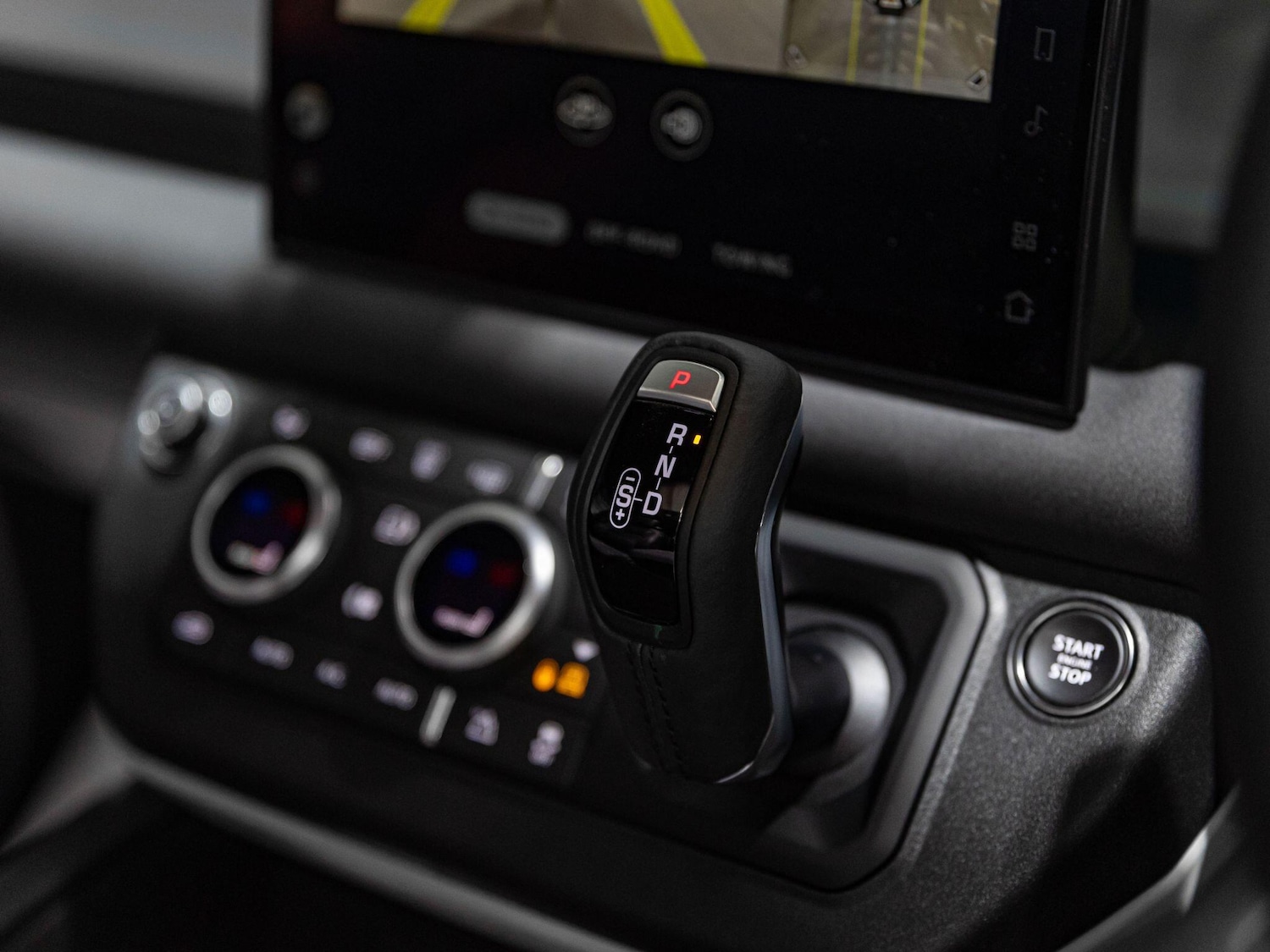 Used Land Rover Defender 2022 for sale - 76771833: Photo 13