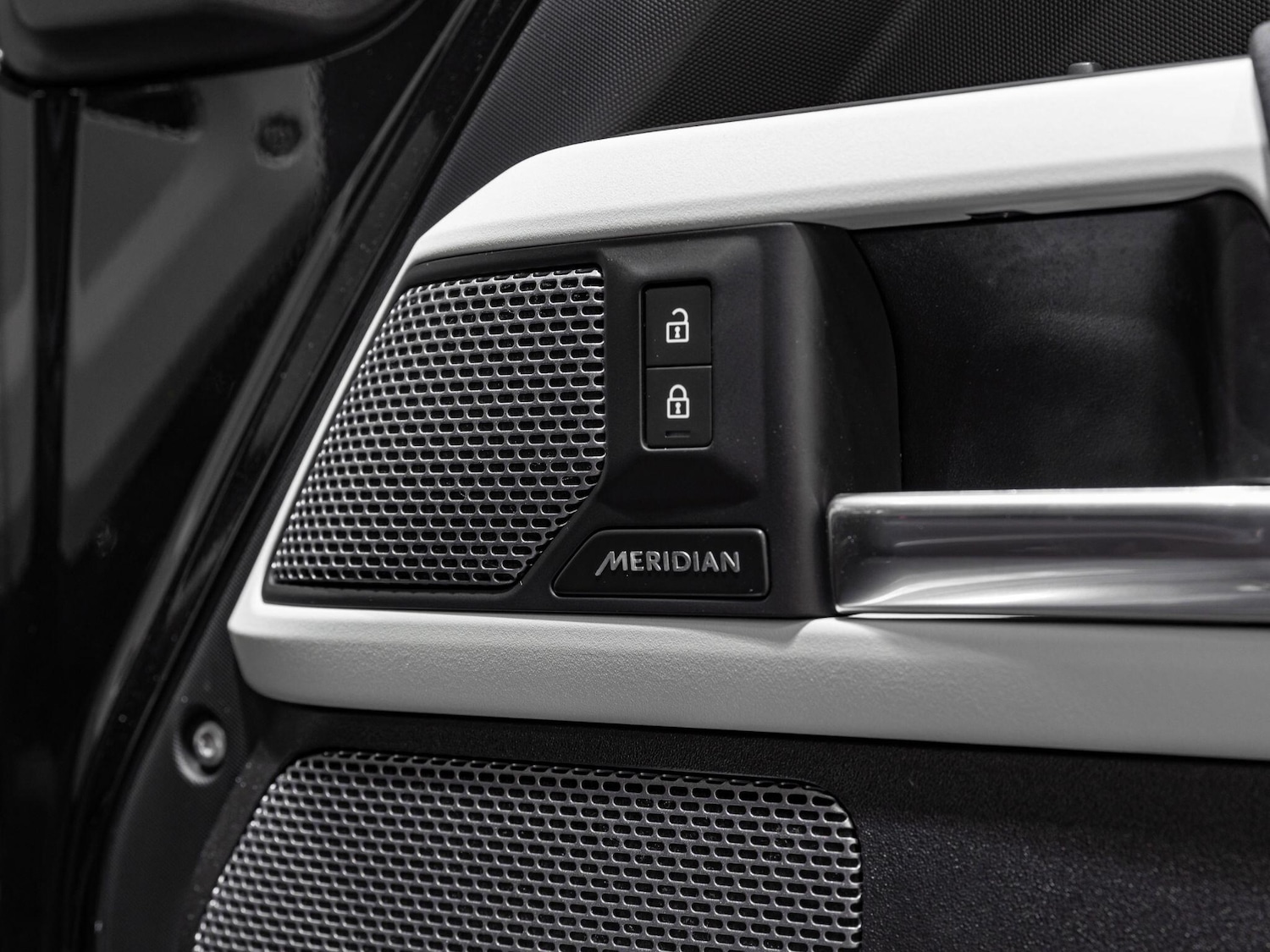 Used Land Rover Defender 2022 for sale - 76771833: Photo 17