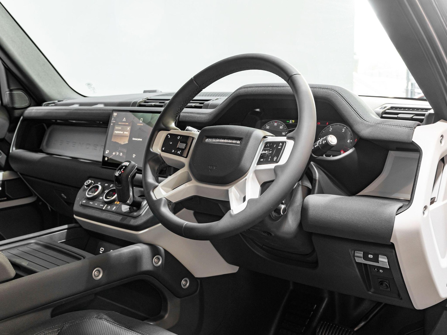 Used Land Rover Defender 2022 for sale - 76771833: Photo 6