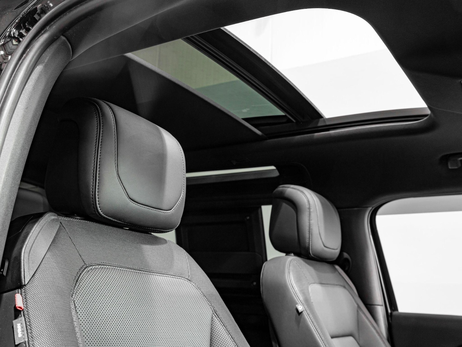 Used Land Rover Defender 2022 for sale - 76771833: Photo 7