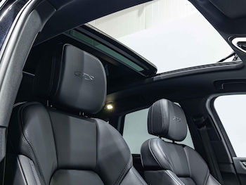 Used Porsche Macan 2022 for sale - 77412190: Photo