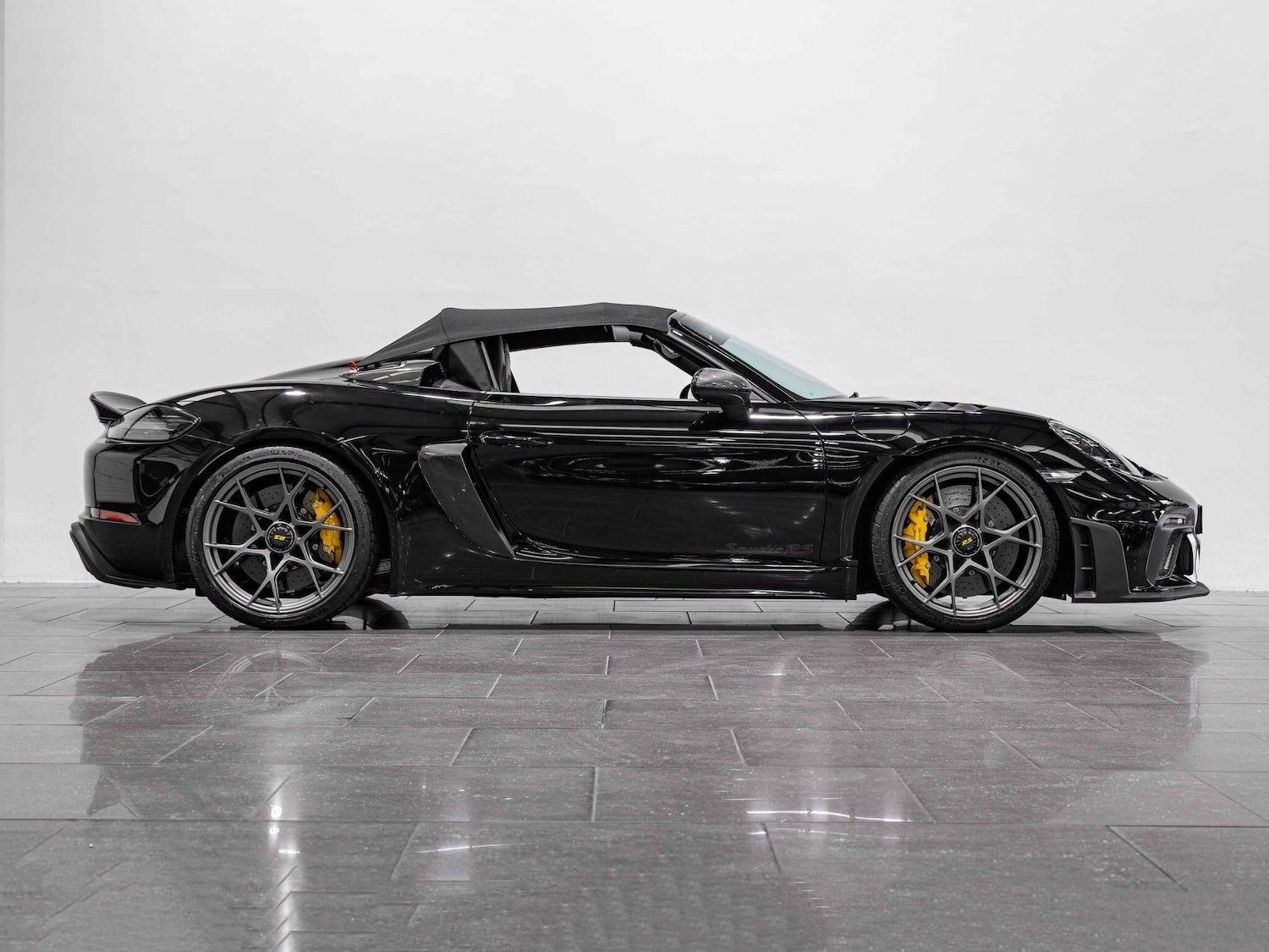 Used Porsche 718 Spyder 2024 for sale - 76283327: Photo 6