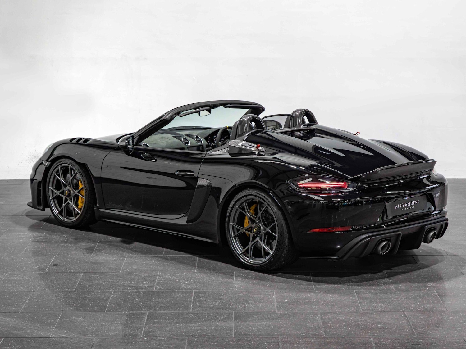 Used Porsche 718 Spyder 2024 for sale - 76283327: Photo 8