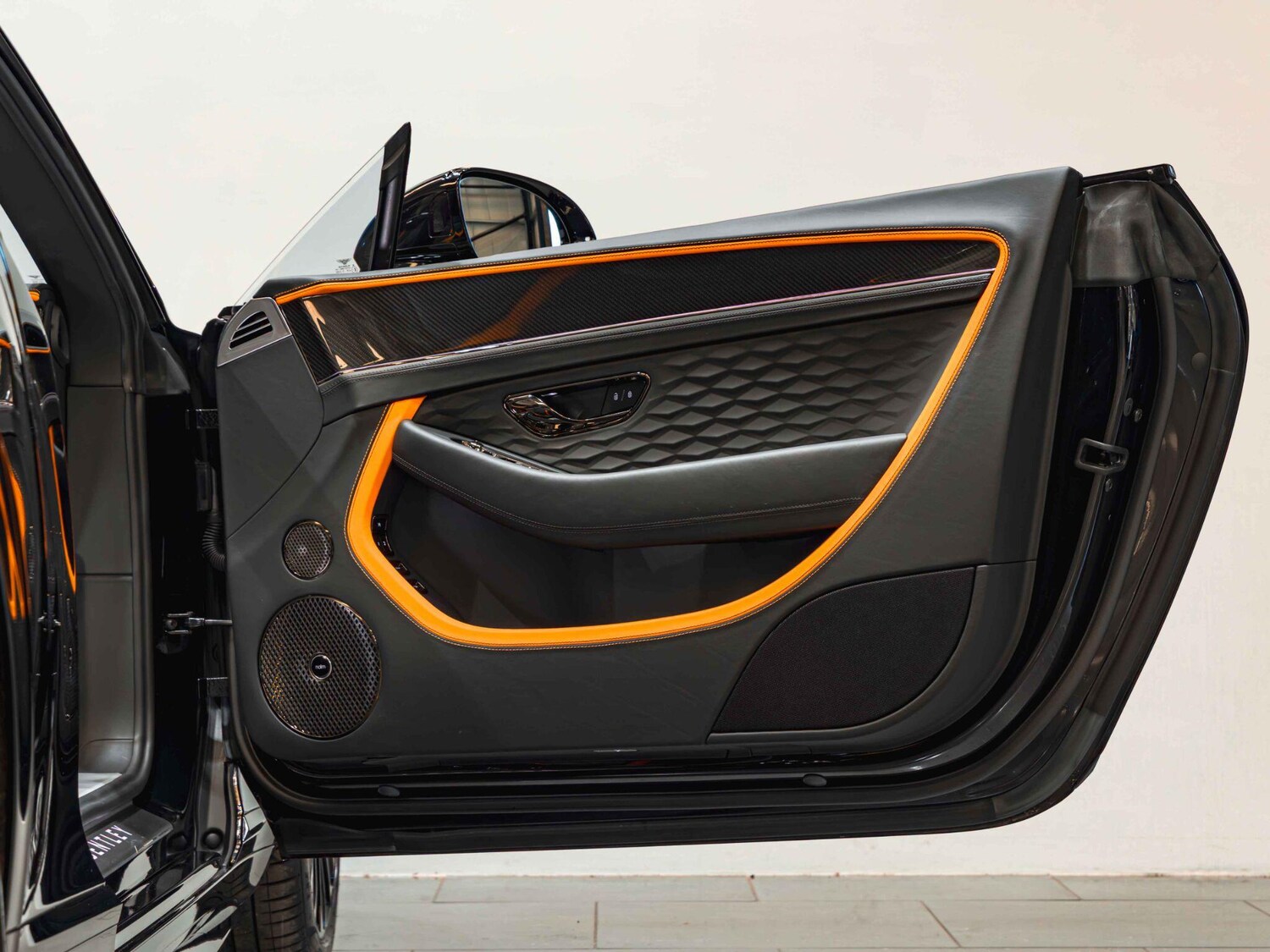 Used Bentley Continental 2025 for sale - 78086993: Photo 29