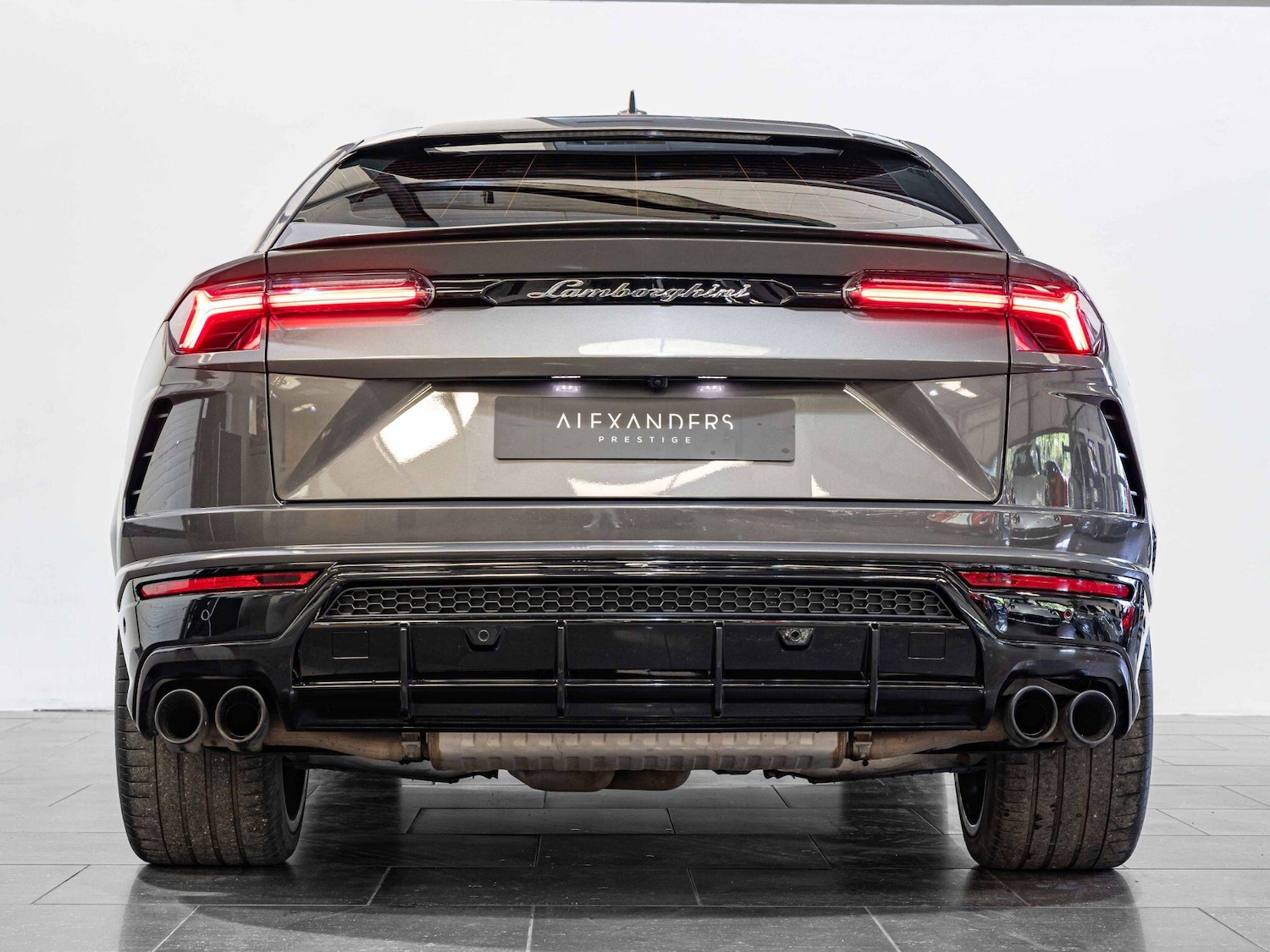 Used Lamborghini Urus 2021 for sale - 76994170: Photo 30