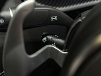 Used Aston Martin DBX 2021 for sale - 78998798: Photo