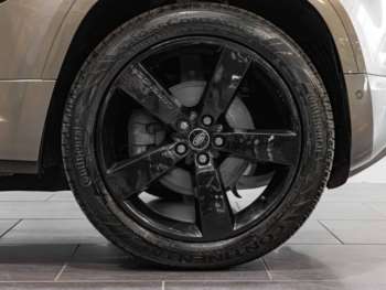 Used Land Rover Defender 110 2023 for sale - 74350105: Photo