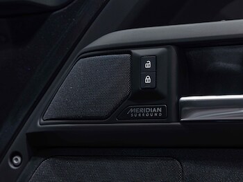 Used Land Rover Defender 110 2024 for sale - 77216249: Photo