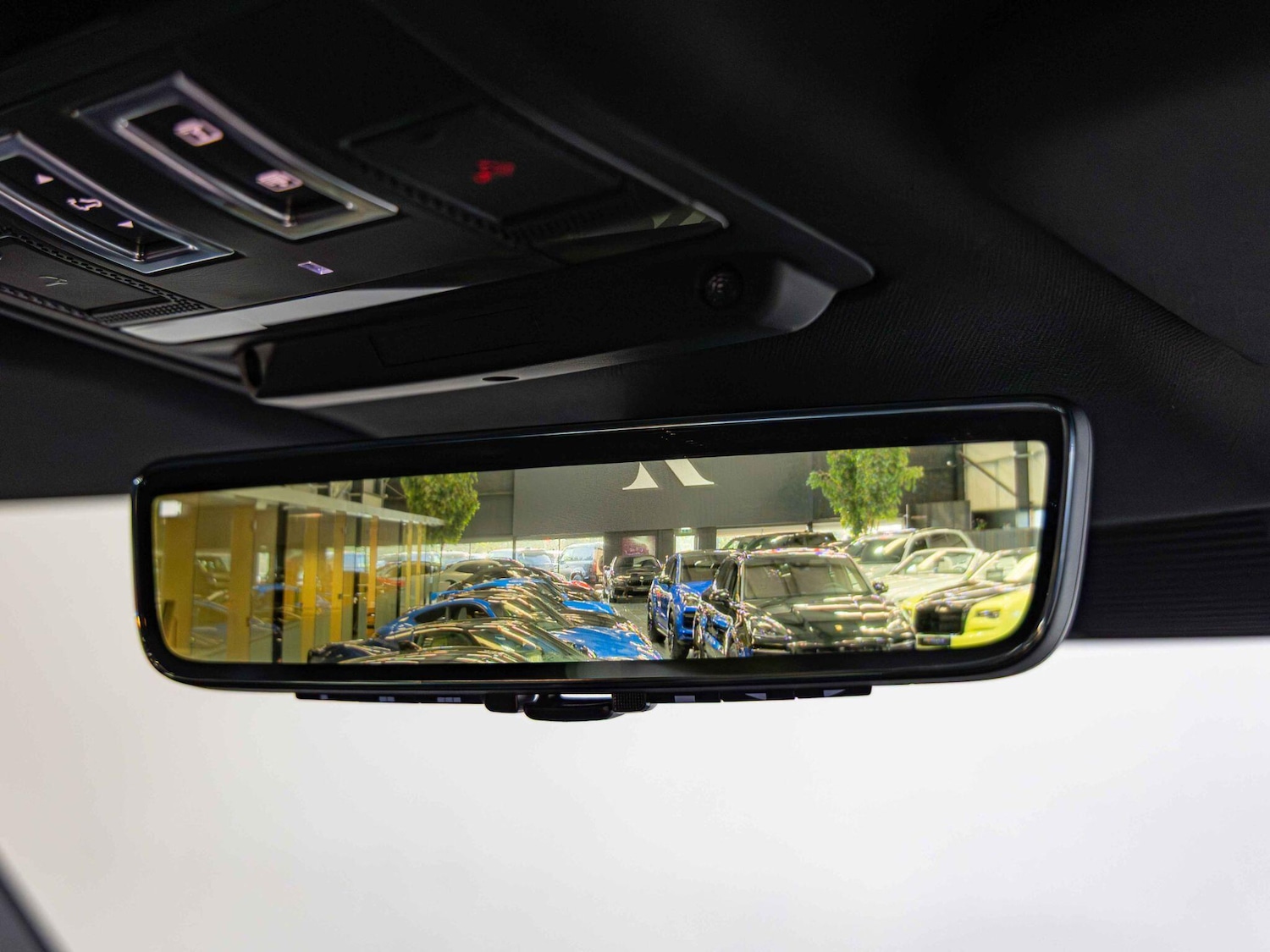 Used Land Rover Defender 110 2024 for sale - 76359962: Photo 11