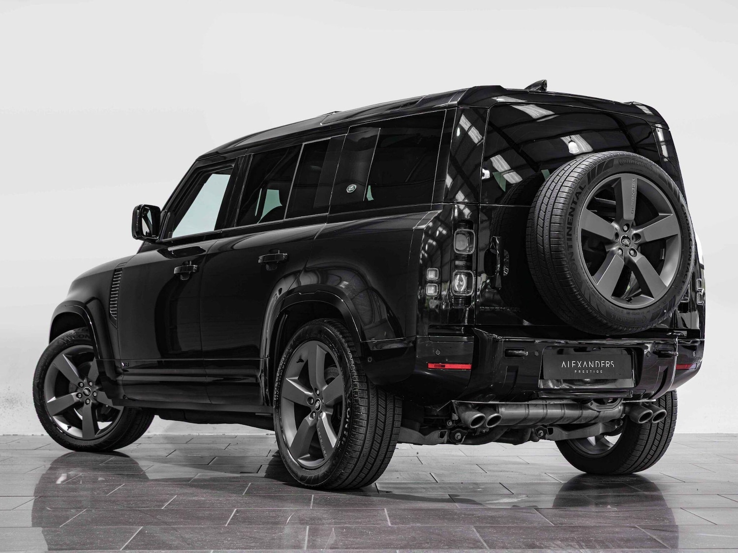 Used Land Rover Defender 110 2024 for sale - 76359962: Photo 6